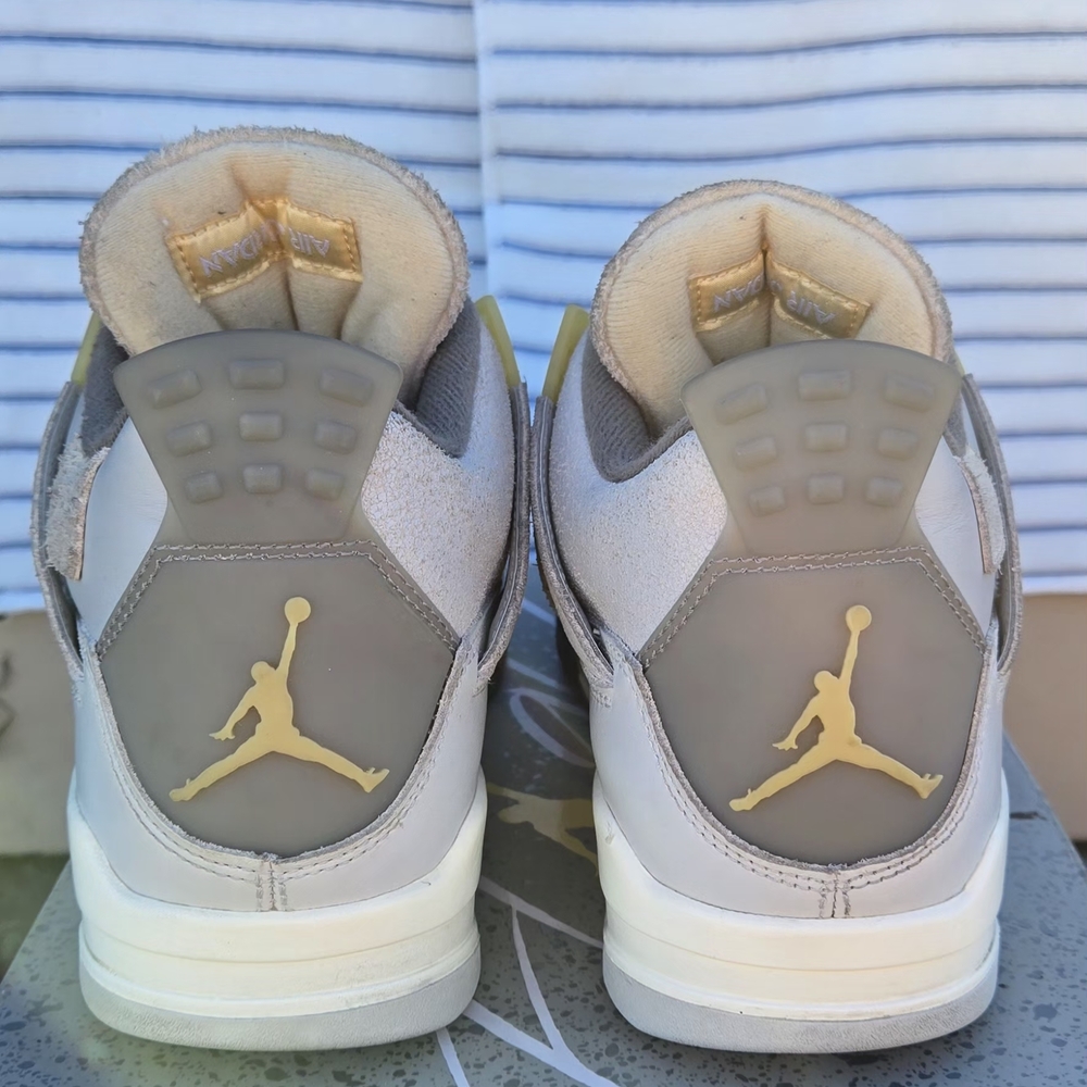 Air Jordan 4 Retro SE Craft "Photon Dust" Like New Mens 9